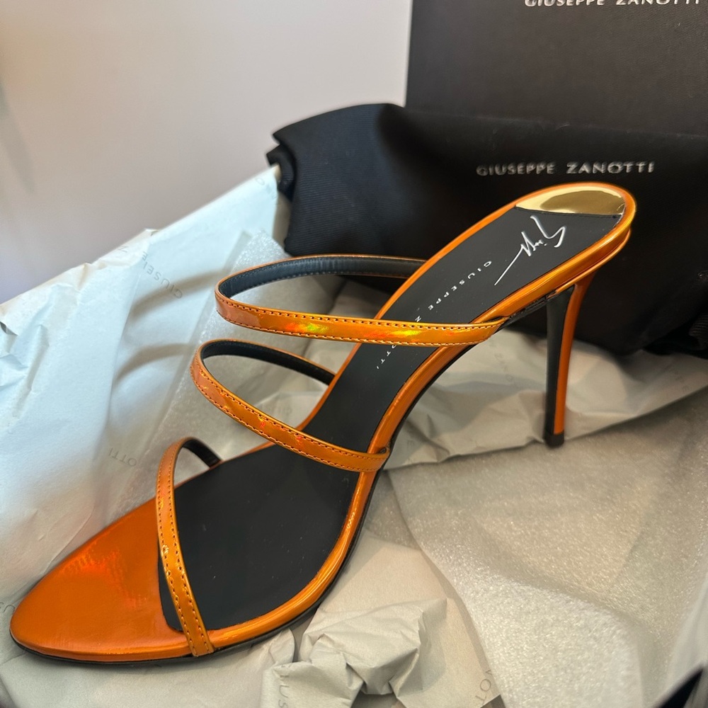 Giuseppe Zanotti Strappy Orange Heels - Picture 3 of 4